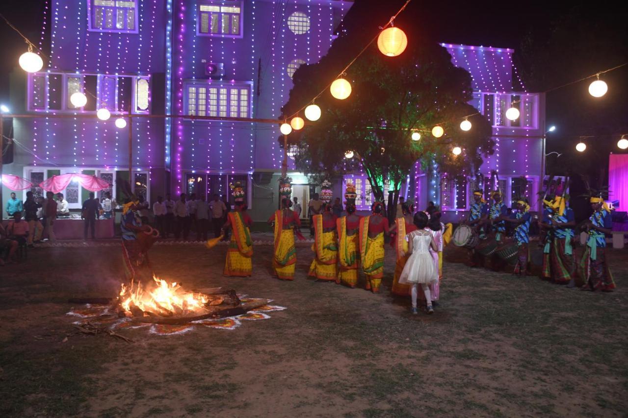 Jhargram Eshani Hotels And Guest House Zewnętrze zdjęcie